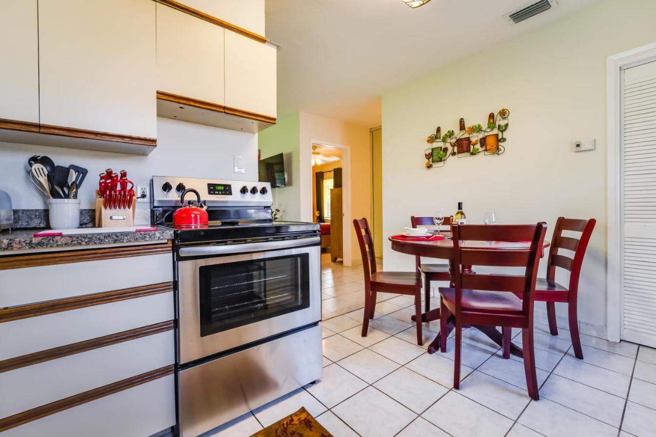 Beach Chairs, Good Kitchen, Strong Wifi On 14Th Ave Fort Lauderdale Exterior foto